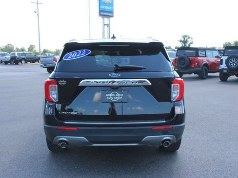 Used 2022 Ford Explorer Limited w/ Equipment Group 301A RWD image 8