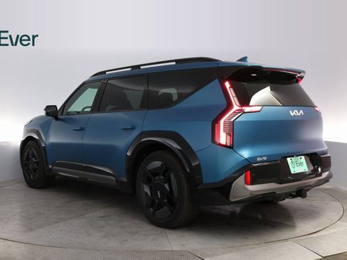 Used 2024 Kia EV9 GT-Line image 14