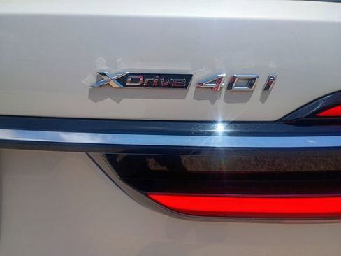 Used 2024 BMW X7 xDrive40i w/ Executive Package AWD/4WD image 16