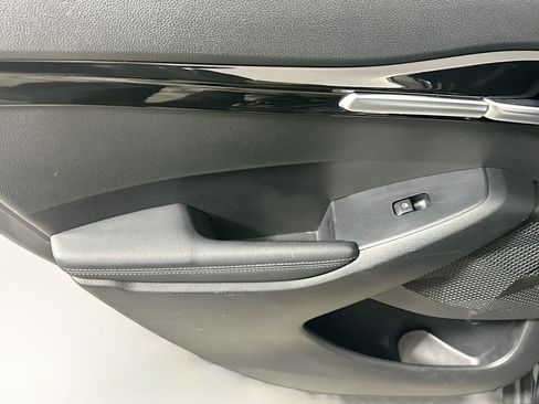 Used 2025 Kia Seltos S image 25