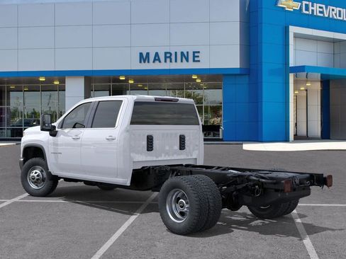 New 2026 Chevrolet Silverado 3500 W/T AWD/4WD image 3