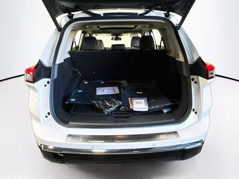 New 2026 Nissan Rogue Platinum w/ Platinum Premium Package image 26