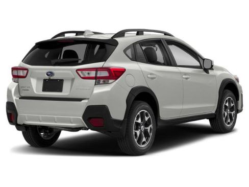 Used 2018 Subaru Crosstrek 2.0i Premium w/ Eyesight System image 2