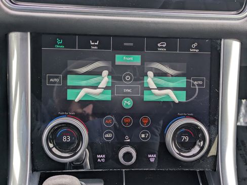 Used 2020 Land Rover Range Rover Sport HST image 14