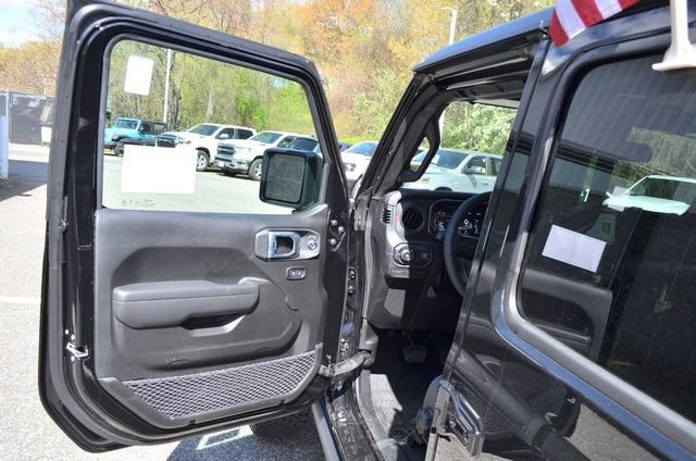 New 2026 Jeep Wrangler Unlimited Rubicon AWD/4WD image 12