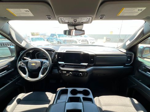 Used 2023 Chevrolet Silverado 1500 LT w/ Convenience Package II AWD/4WD image 10