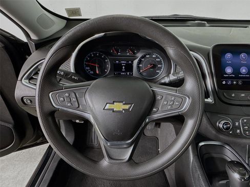 Used 2019 Chevrolet Malibu LT image 19