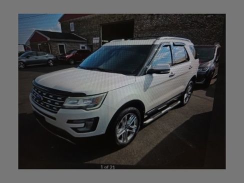 Used 2017 Ford Explorer Limited w/ Equipment Group 301A AWD/4WD image 1