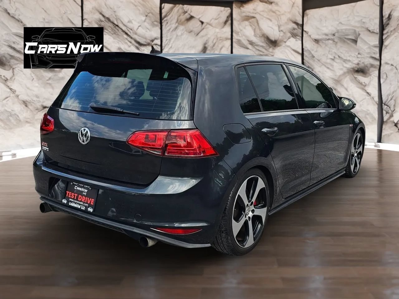 Used 2017 Volkswagen GTI SE FWD image 7