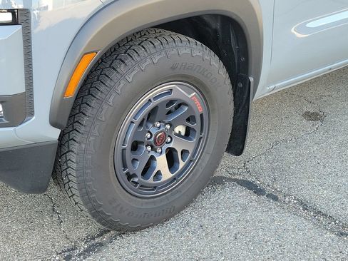 Used 2025 Nissan Frontier Pro-X w/ Pro Premium Package RWD image 9