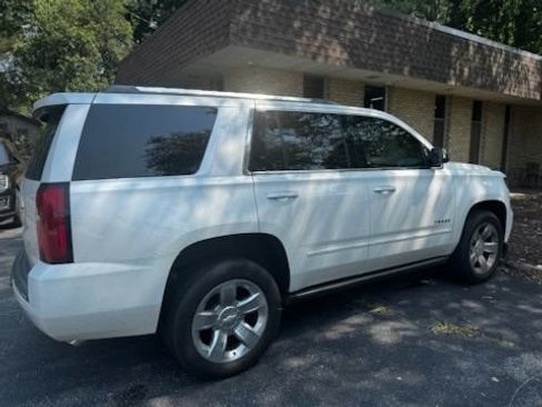 Used 2017 Chevrolet Tahoe Premier AWD/4WD image 3