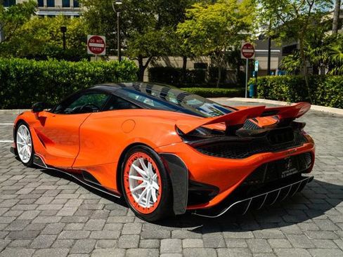 Used 2021 McLaren 765LT image 20