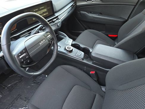 Certified 2026 Kia Sportage S AWD/4WD image 10