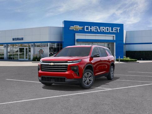 New 2026 Chevrolet Traverse LT w/ Driver Confidence Package image 8