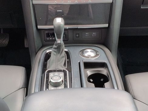 Used 2022 Nissan Armada SV w/ Cargo Package RWD image 19