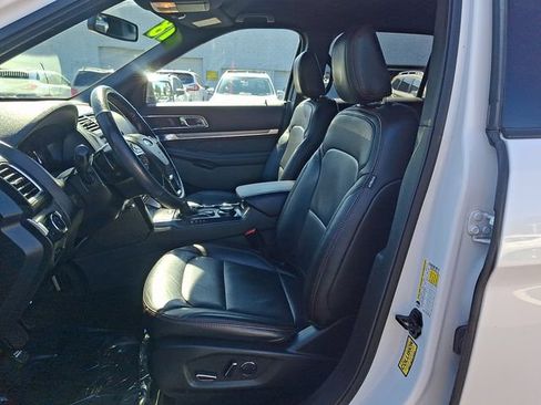 Used 2018 Ford Explorer Sport AWD/4WD image 15