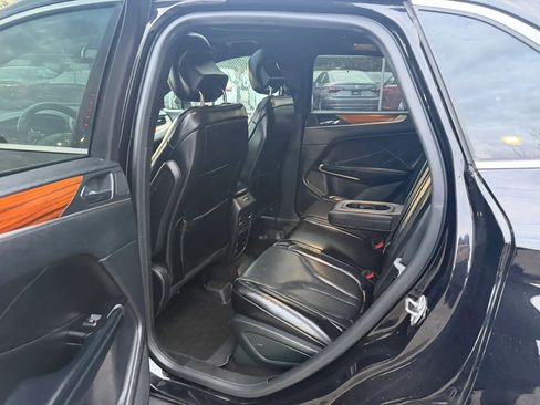 Used 2019 Lincoln MKC Reserve w/ MKC Climate Package image 32