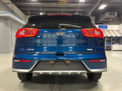 Used 2019 Kia Niro LX FWD image 6