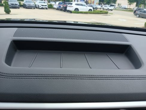 Used 2023 Volkswagen Atlas SEL Premium AWD/4WD image 17