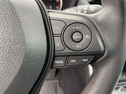 Used 2024 Toyota RAV4 XLE w/ Convenience Package image 26