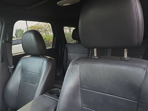 Used 2012 Ford Escape Limited FWD image 12