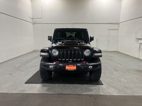 Used 2023 Jeep Wrangler Unlimited Rubicon w/ Cold Weather Group AWD/4WD image 2
