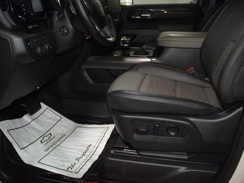 Used 2026 Chevrolet Silverado 1500 ZR2 AWD/4WD image 40