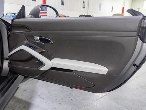 Used 2015 Porsche Cayman S RWD image 27