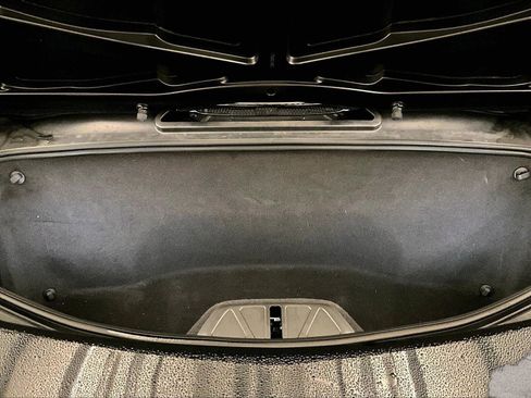 Used 2022 Chevrolet Corvette Stingray Premium Conv w/ Z51 Performance Package RWD image 31