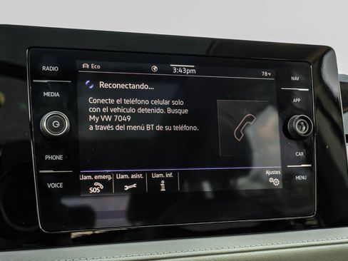 Used 2025 Volkswagen Taos SEL AWD/4WD image 37