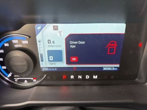 Used 2023 Ford Bronco Outer Banks image 12