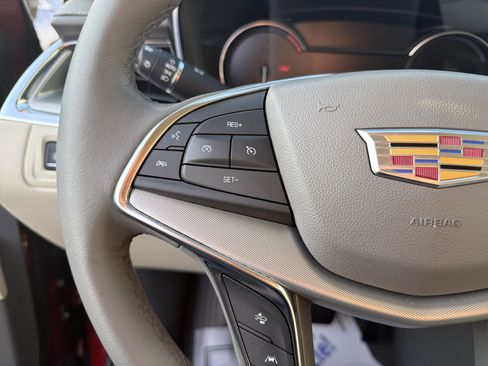 Certified 2020 Cadillac XT5 Premium Luxury image 11