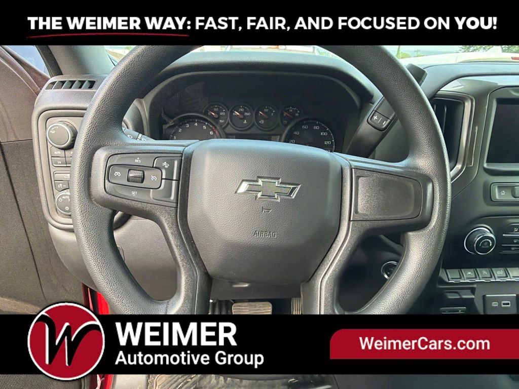 Used 2025 Chevrolet Silverado 1500 Custom Trail Boss AWD/4WD image 17