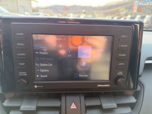 Used 2022 Toyota RAV4 SE w/ Convenience Package image 29