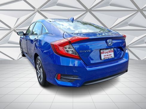 Certified 2018 Honda Civic EX image 8