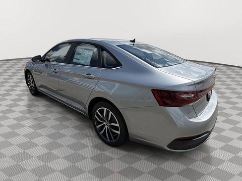 New 2025 Volkswagen Jetta SE image 6