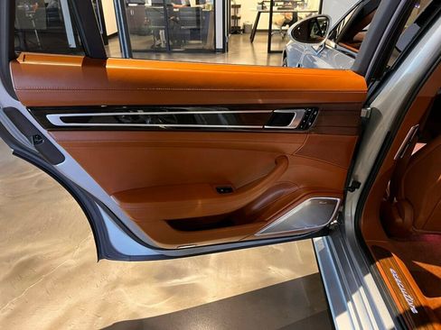 Used 2019 Porsche Panamera Turbo S Executive image 26