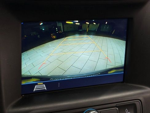 Used 2018 GMC Terrain SLE w/ Driver Convenience Package image 31