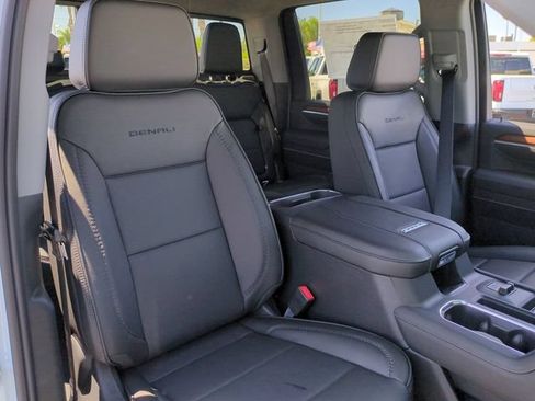 New 2026 GMC Sierra 2500 Denali w/ Denali Reserve Package AWD/4WD image 30