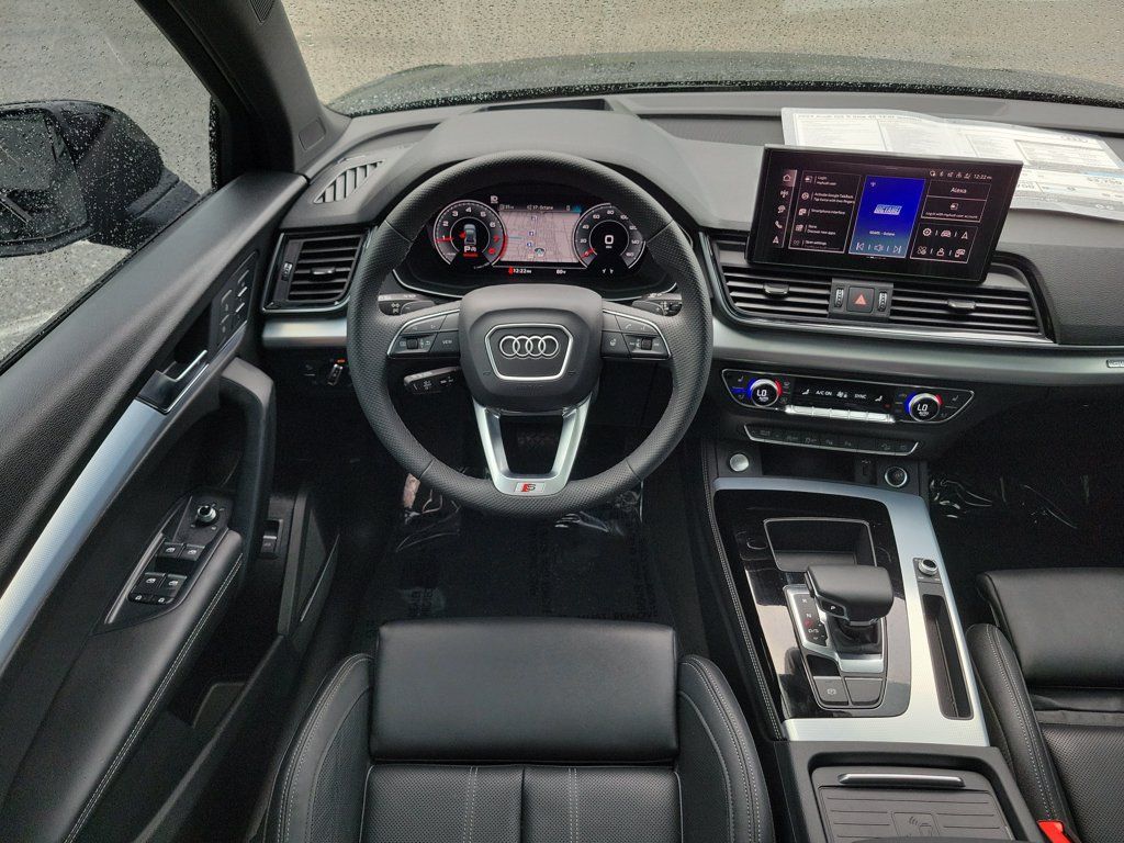 Certified 2024 Audi Q5 2.0T Prestige AWD/4WD image 22