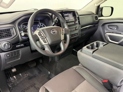 Used 2023 Nissan Titan SV AWD/4WD image 22