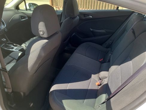 Used 2016 Chevrolet Cruze LT w/ Convenience Package image 30