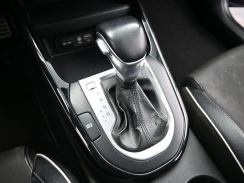 Used 2020 Kia Forte GT-Line image 13