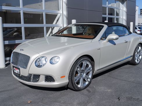 Used 2015 Bentley Continental GT image 1