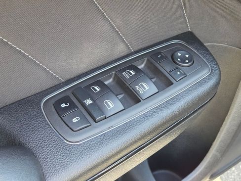 Used 2022 Dodge Charger SXT w/ Blacktop Package RWD image 23
