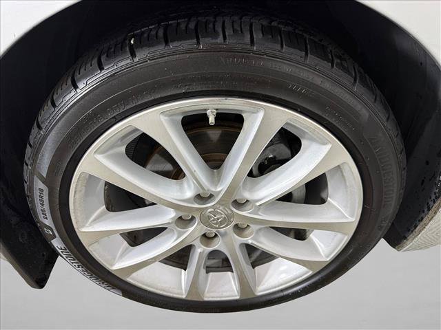 Used 2014 Toyota Avalon Limited w/ Technology Package FWD image 14