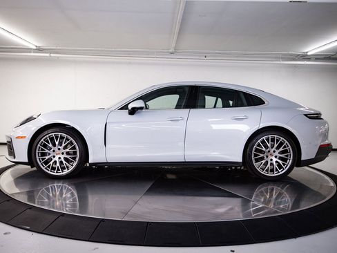 New 2026 Porsche Panamera 4 AWD/4WD image 11