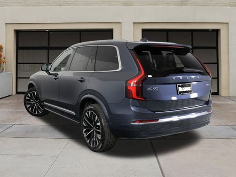 New 2026 Volvo XC90 B6 Plus w/ Protection Package Premier image 3