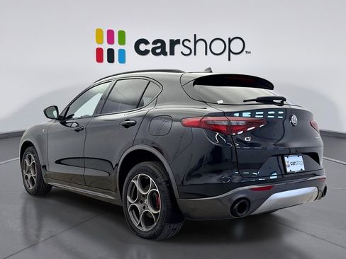 Used 2022 Alfa Romeo Stelvio Ti image 3