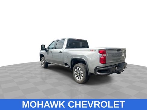 Used 2025 Chevrolet Silverado 2500 Custom w/ Custom Value Package AWD/4WD image 6